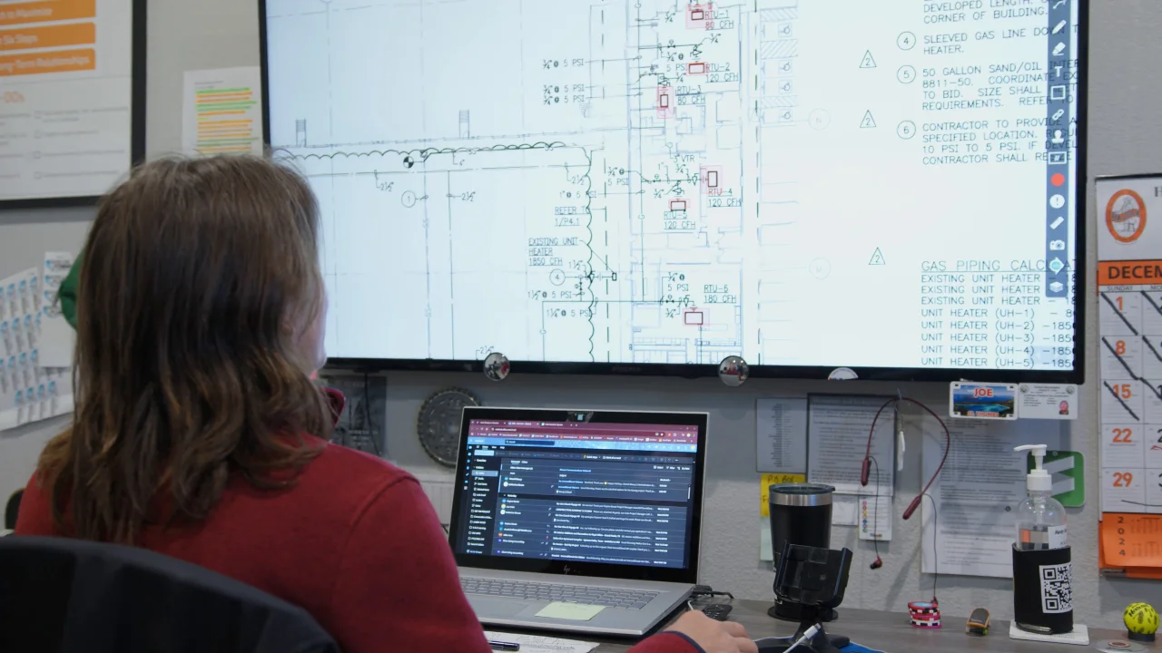 Read more about the article Plumber Management Software: Features, Benefits & How to Choose in 2025